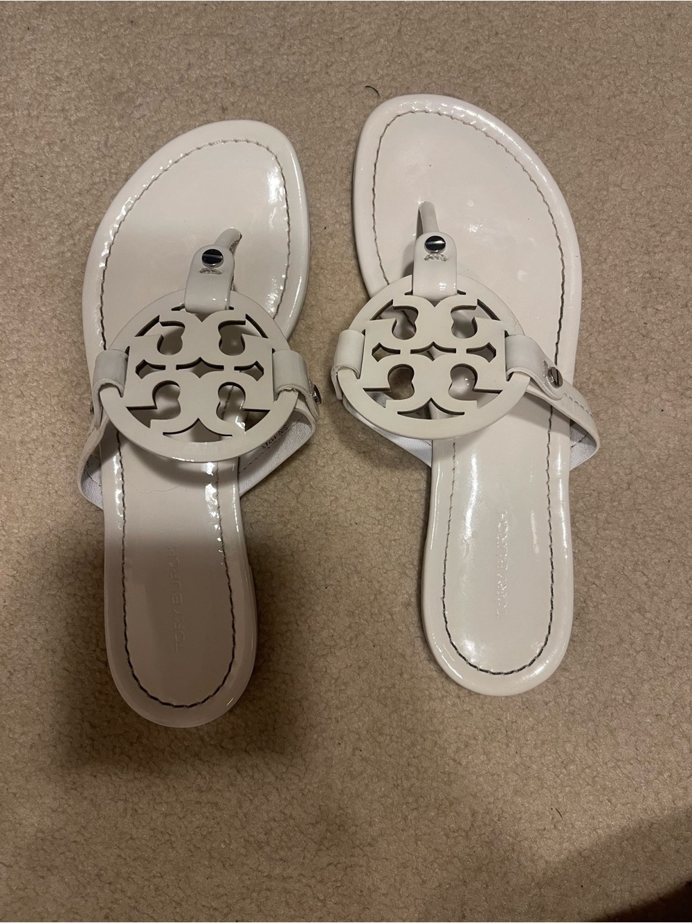 Tory Burch White Logo Cutout Thong Sandals - Women